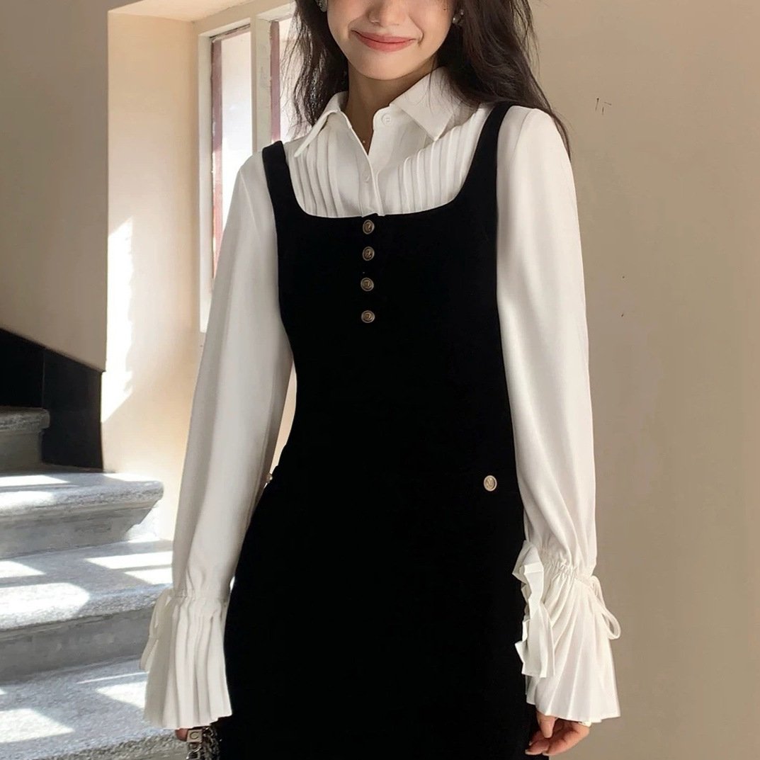 Casual French-style White Womens Blouse - Image 3